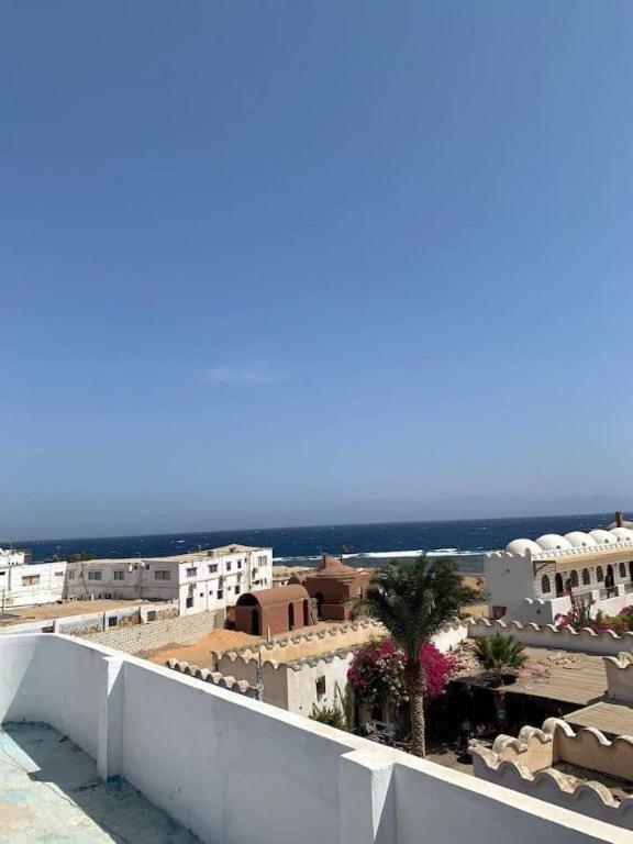 Luna House Lighthouse 1 Dahab Bagian luar foto