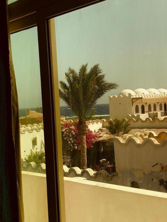 Luna House Lighthouse 1 Dahab Bagian luar foto